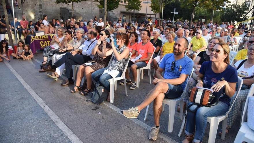 El pare de Marta Rovira defensa el paper de les dones en el procés, a Manresa