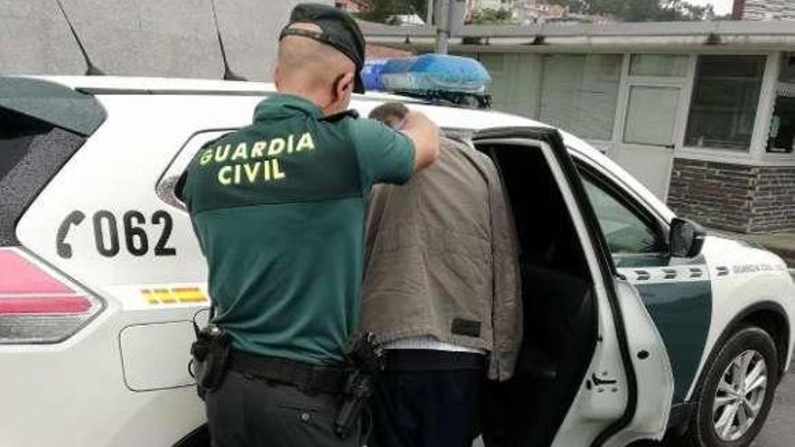 El detenido fue localizado en O Vao. // Guardia Civil