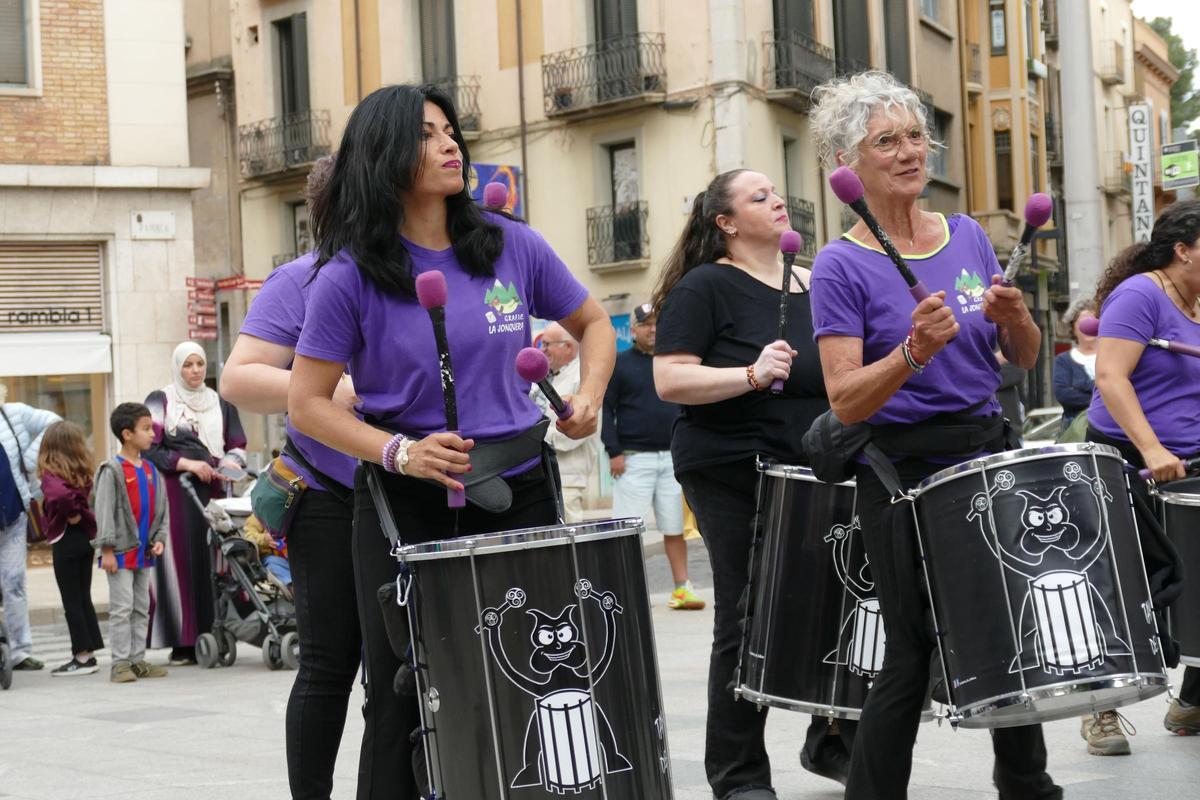 EN IMATGES | La tercera edició del Tramuntakada Festival fa vibrar el centre de Figueres