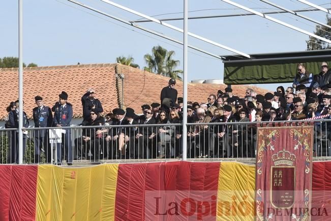 Homenaje al primer salto paracaidista militar en la Base Aérea de Alcantarilla