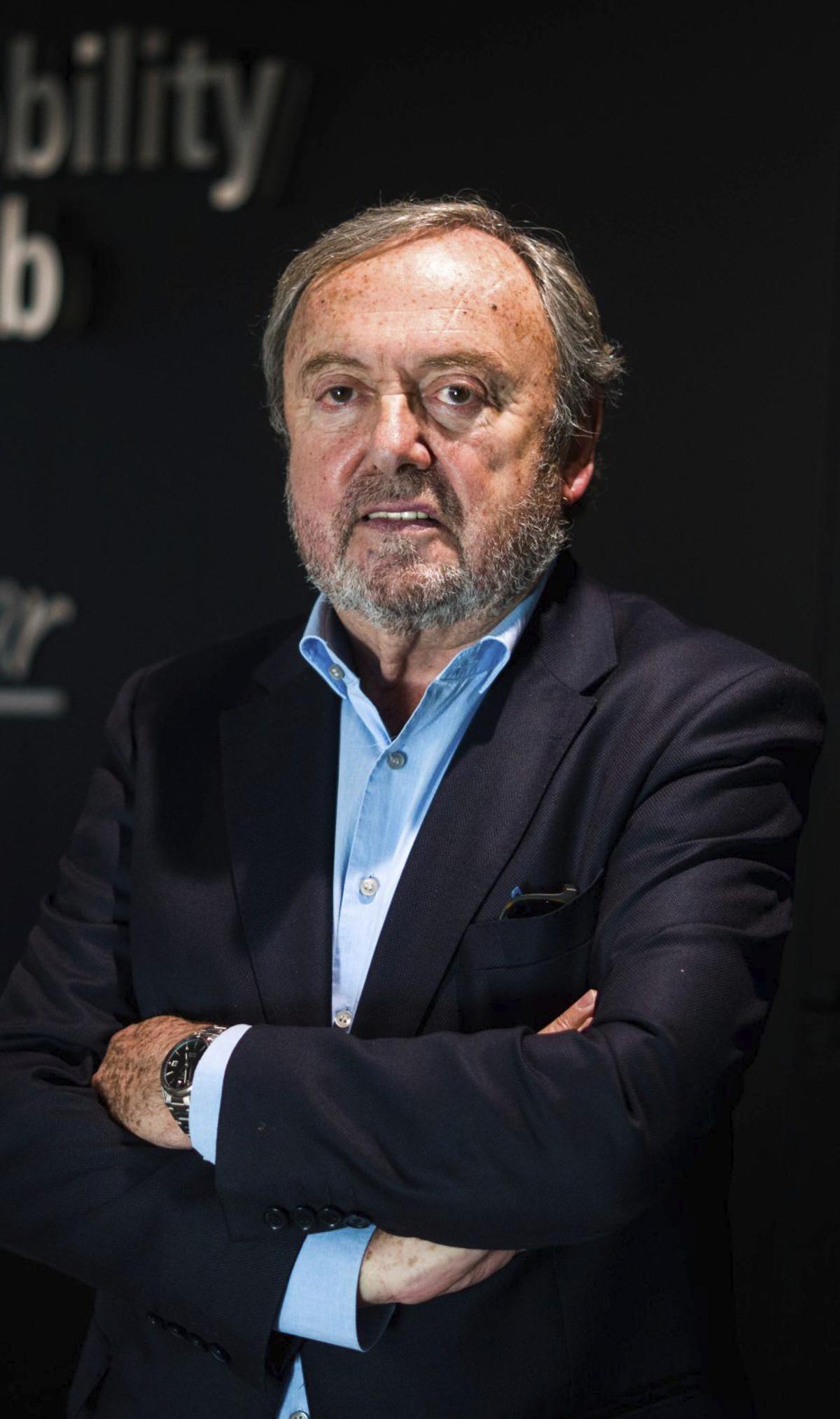 Josep Mateu, president del RACC: "Catalunya s’ha de quedar les vies de tren i autopistes, amb el bo i el dolent"