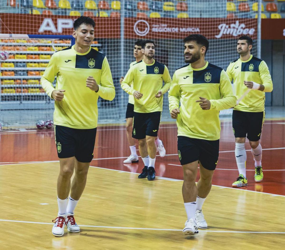 Ricardo y Esteban, jugadores de ElPozo, entrenando en Cartagena. | RFEF