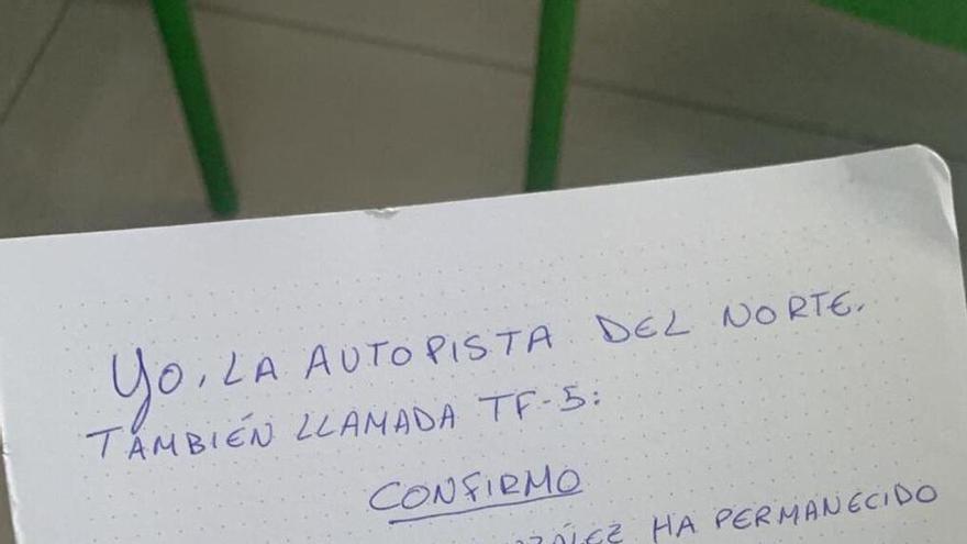 El genial justificante de la autopista del Norte para todos los afectados por las colas: &quot;Yo, la TF-5, confirmo que...&quot;