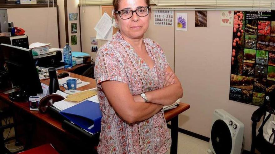 María Eugenia López de Silanes, en su despacho de la Facultad de Forestales de Pontevedra.