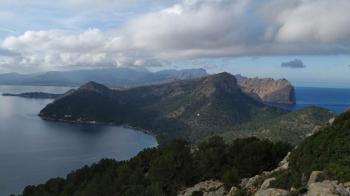 Viele Wolken, aber auch ab und zu Sonne: So zeigt sich das Wetter auf Mallorca.