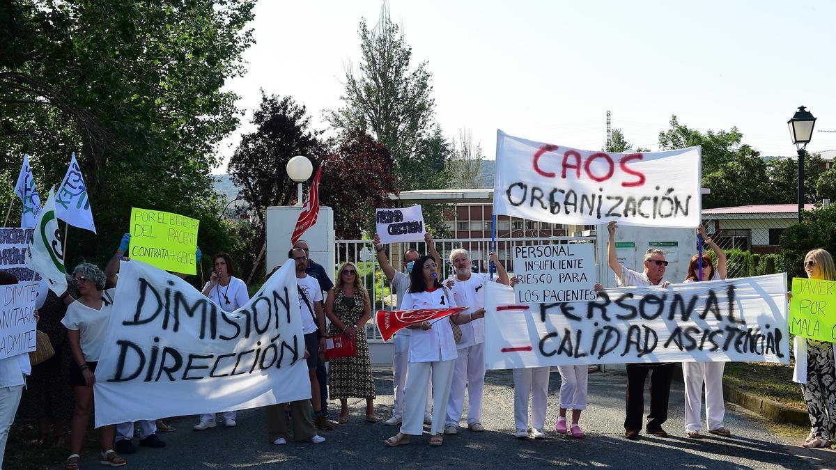 El Sepad va a reestructurar la plantilla del sociosanitario de Plasencia.