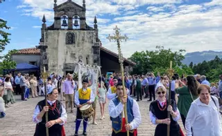 Bedriñana dedica la fiesta de la Velilla a Amable Solares: "Su entrega, cercanía y gran trabajo durante décadas siempre serán recordados"