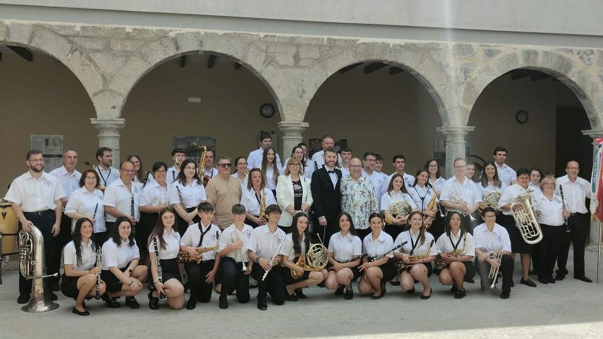 La Unión Musical Santa Cecilia de Viver ofreció su Concierto de Primavera.