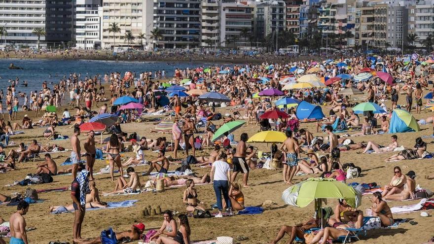 Canarias registró 203 muertos por el calor en el verano de 2022