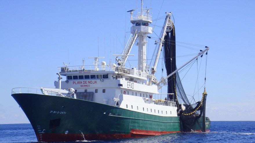 Pevasa vende el atunero «Playa de Noja» a una armadora americana