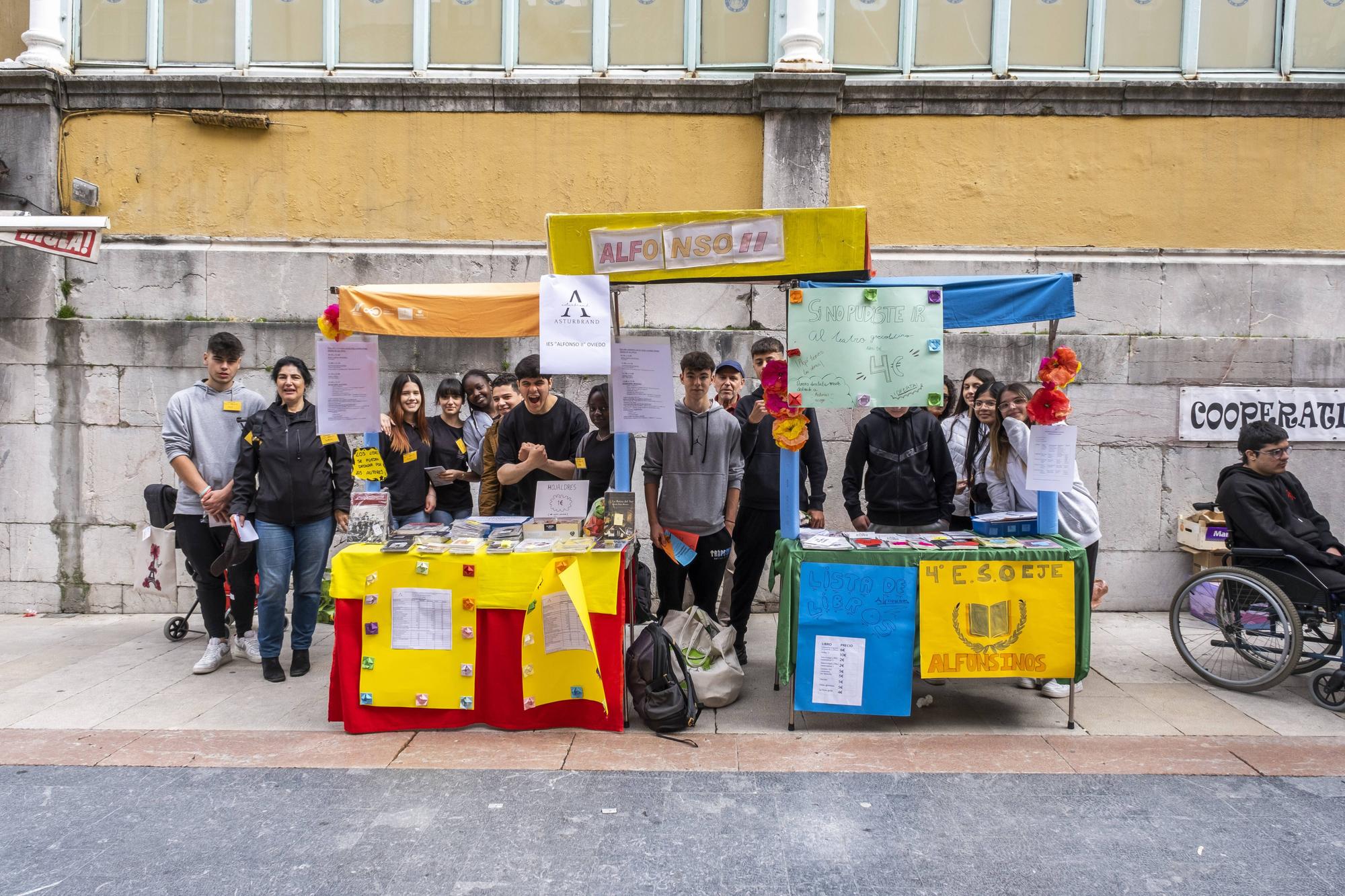 En imágenes: Mercados de Cooperativas y Asociaciones Educativas Asturianas en el Fontán