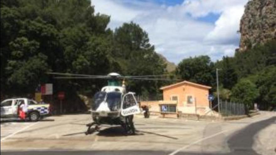 Der Helikopter der Guardia Civil.