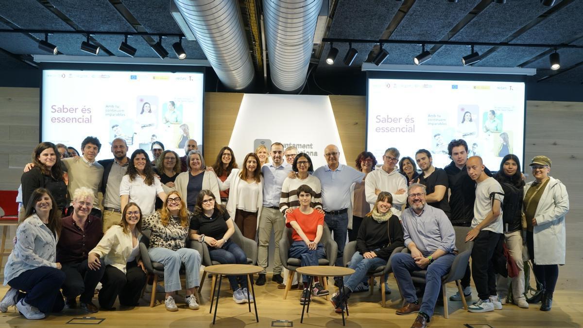 Participants i responsables del programa Esenciales, de la Fundació ONCE