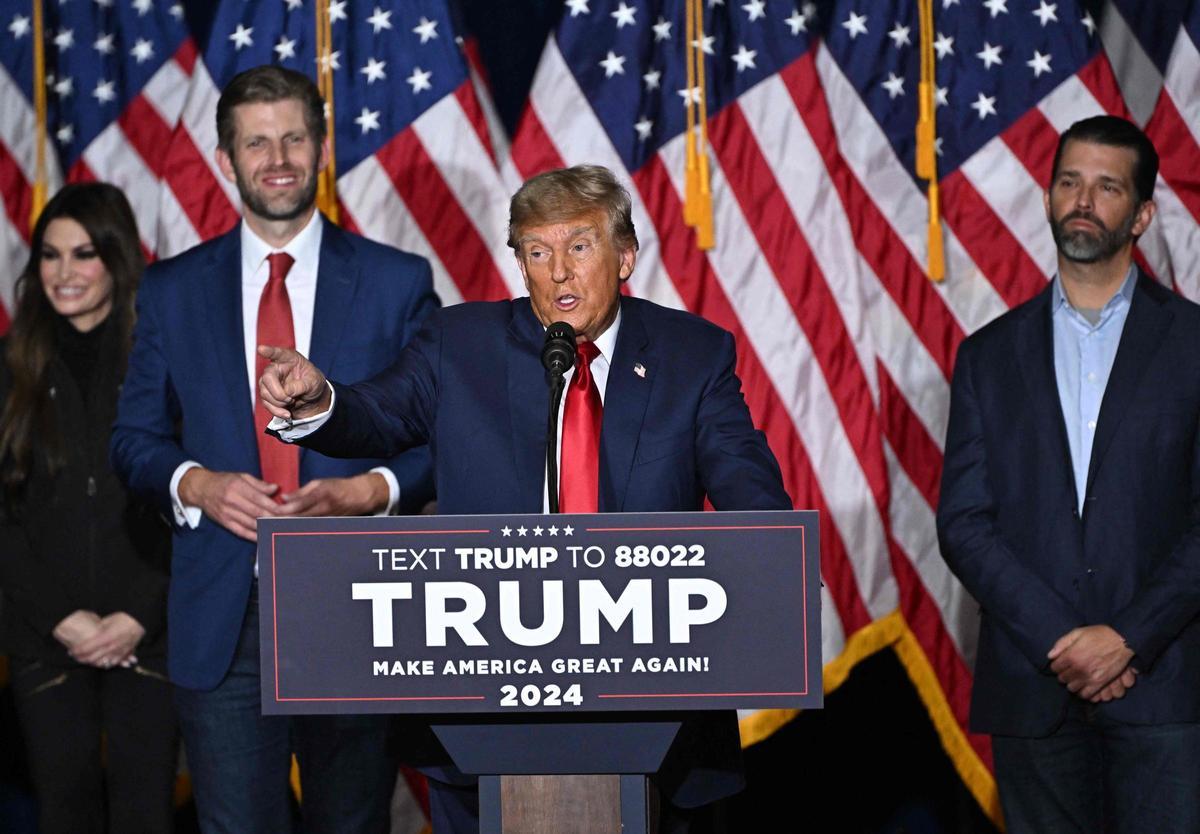 Trump arrasa en los caucus de Iowa