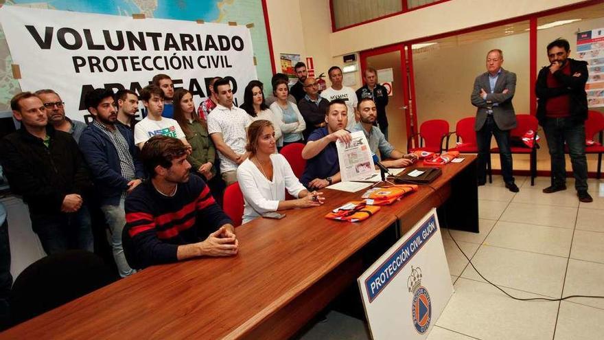 Los voluntarios de Protección Civil plantan cara a Moriyón: &quot;Miente y nos insulta&quot;