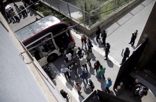 Un alumno asesina a un profesor en un instituto de Barcelona