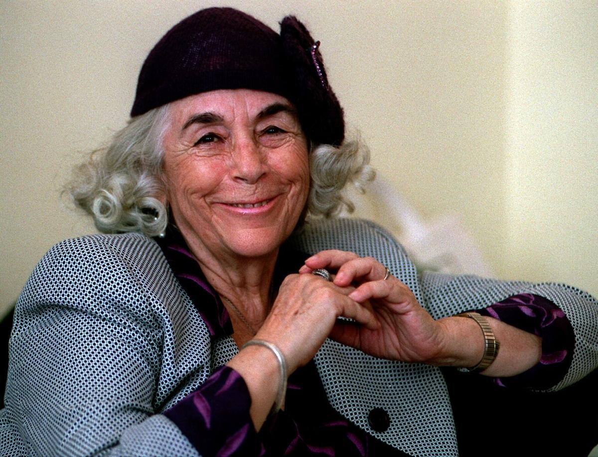 La escritora salmantina Carmen Martín Gaite.