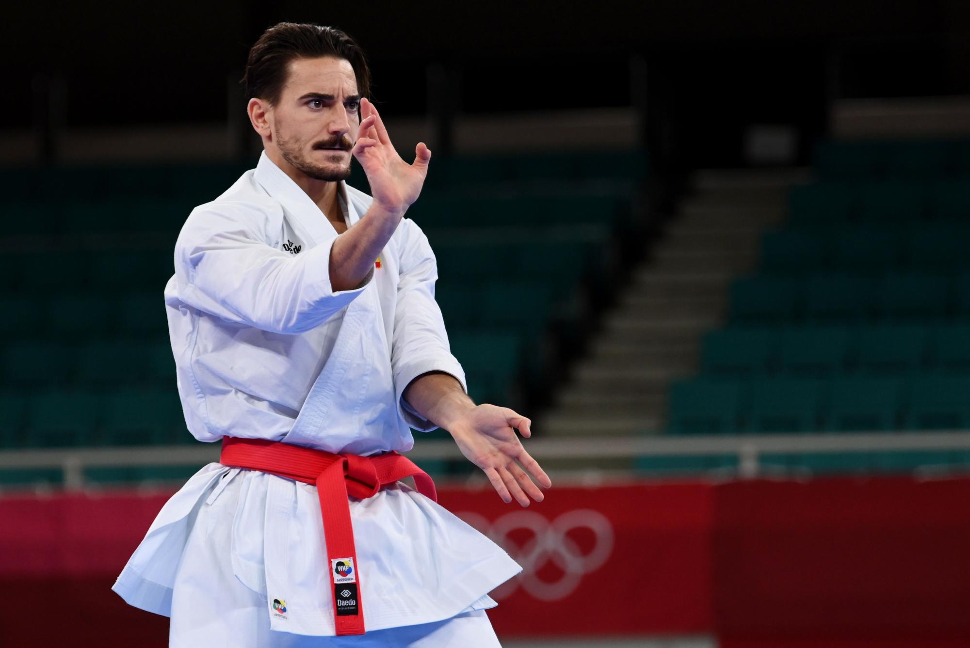 Damián Quintero, medalla de plata en kárate