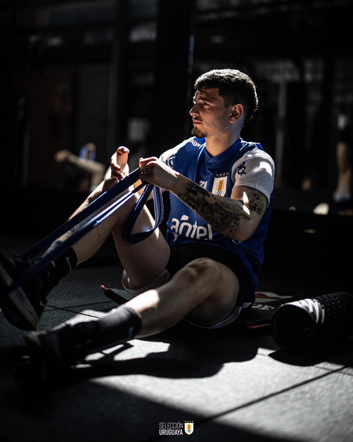 Canario Álvarez, entrenando con Uruguay