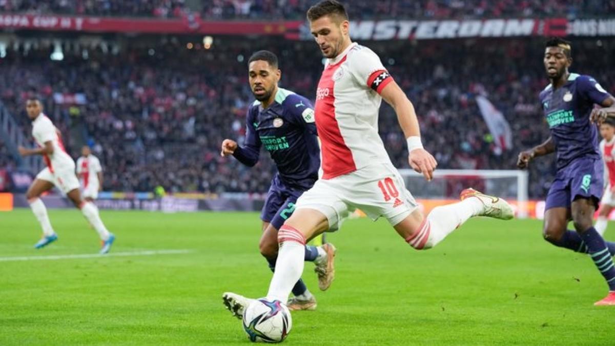 Dusan Tadic, protagonista destacado del Ajax-PSV