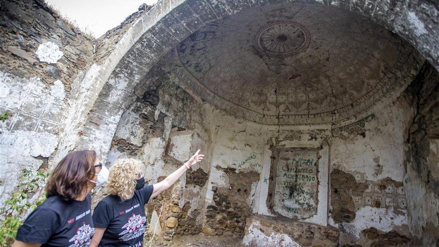 Primer paso para salvar de la ruina a la ermita de los Ángeles Malos