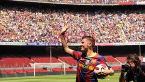 El 21 de mayo de 2010 David Villa es presentado en el Camp Nou como nuevo jugador del FC Barcelona.