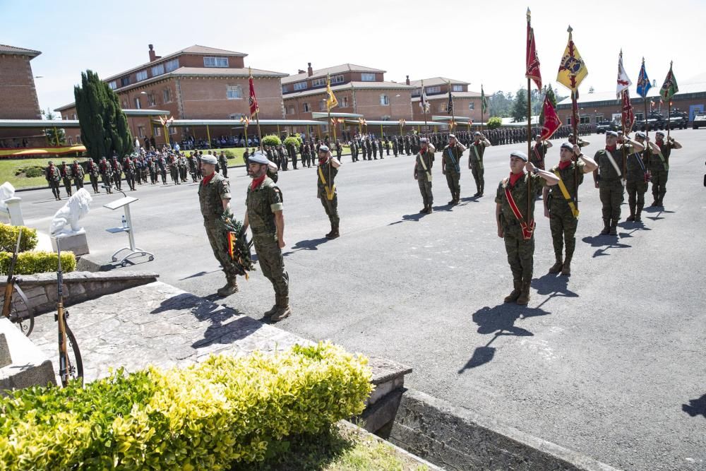 Desfile militar en Cabo Noval