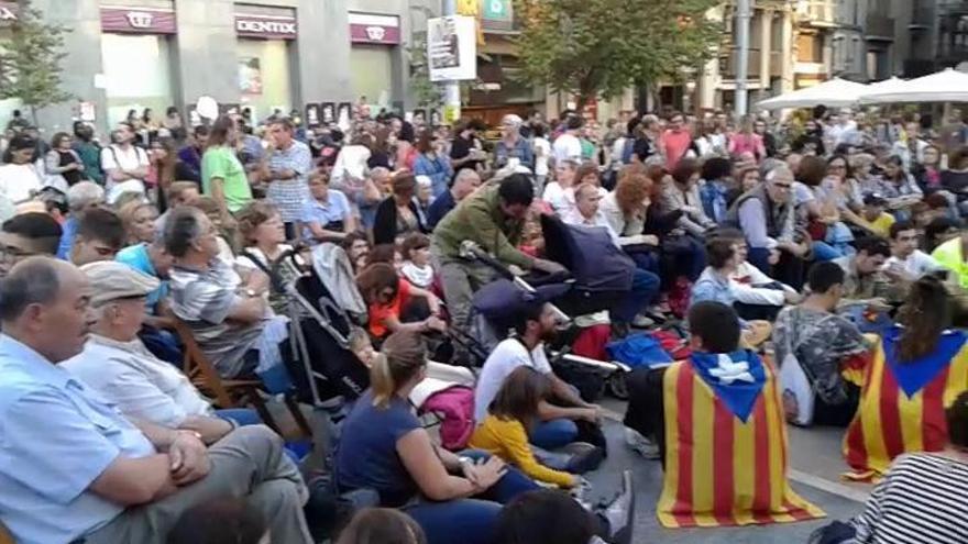 La plaça Sant Domènec espera la decaració de Puigdemont