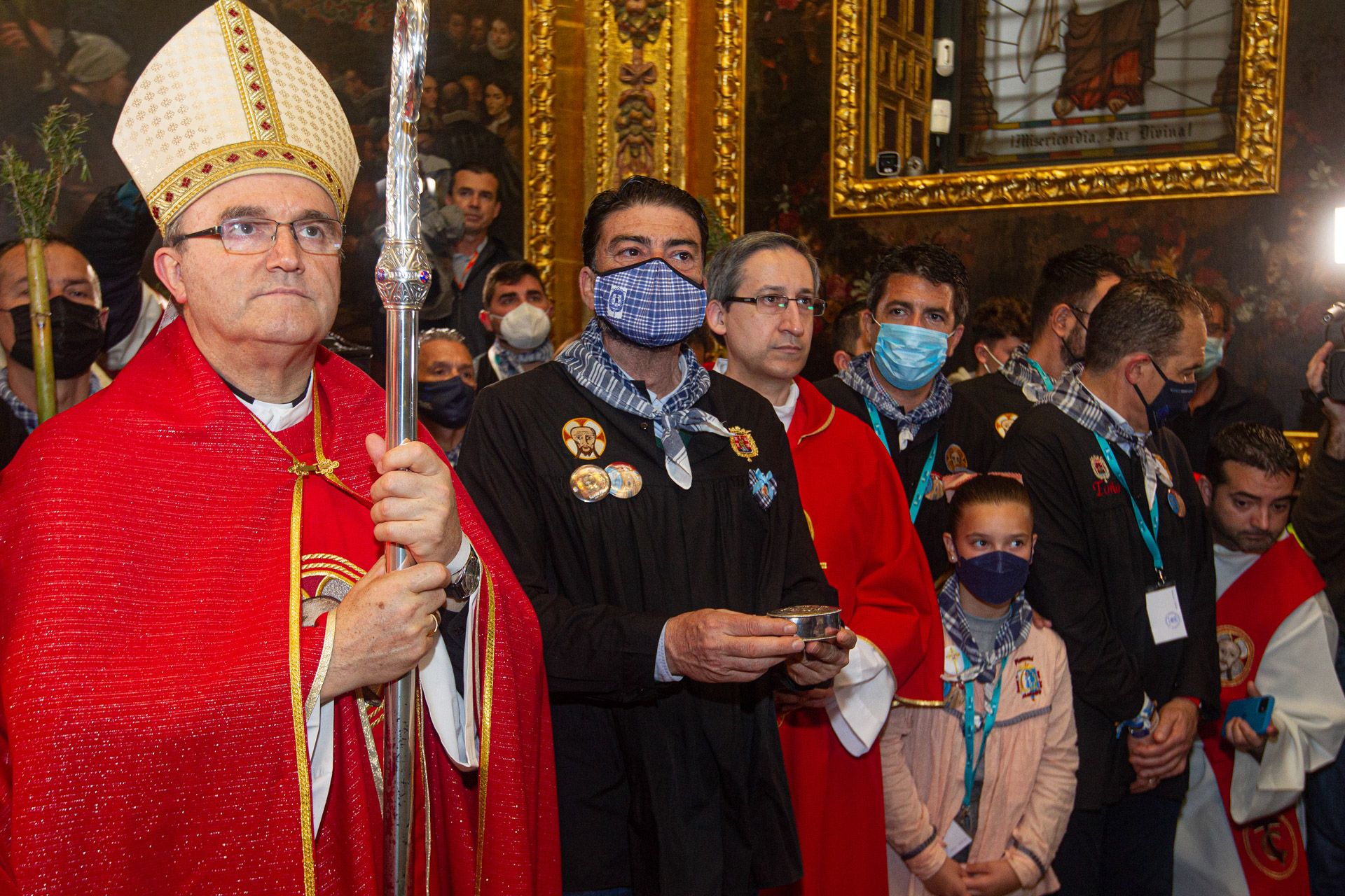 La lluvia no puede con la tradición