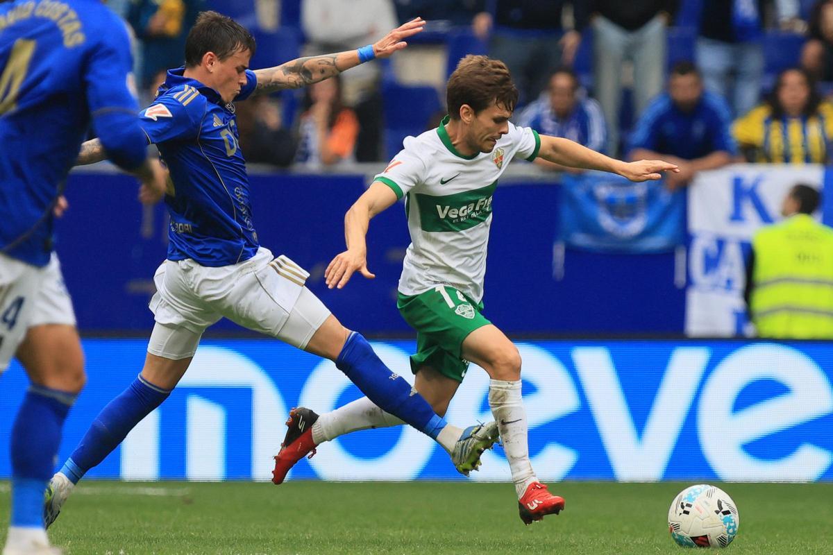 Real Oviedo - Elche CF, en imágenes