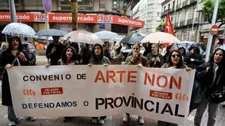 La «milla de oro» de Pontevedra, a medio gas por la huelga del comercio textil