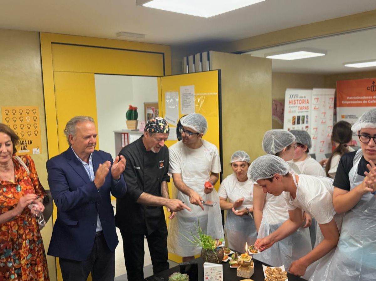 Una muestra gastronómica con personas con discapacidad para celebrar el día mundial de la tapa 2025