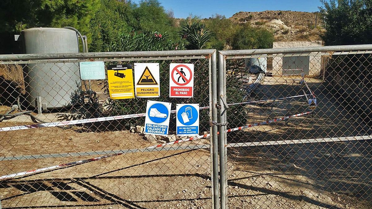 The sewage treatment plant sealed by sinking. The sewage treatment plant sealed by sinking.