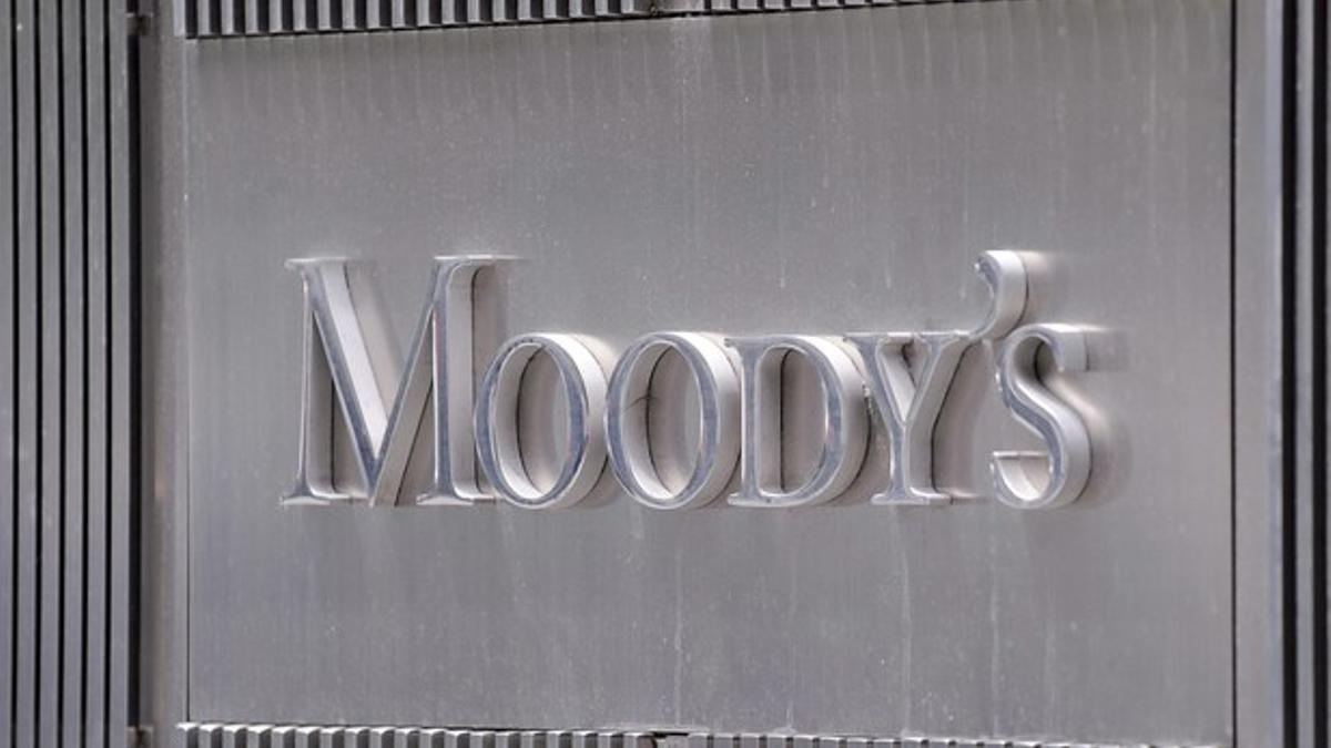 Logotipo de la agencia Moody's en su sede de Nueva York.