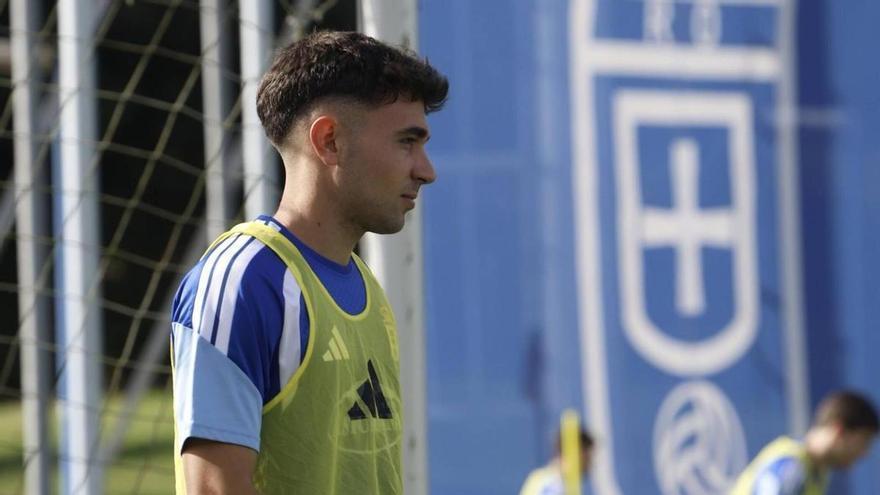 David Jiménez ya entrena en El Requexón y desgrana su llegada al Oviedo: “Ha sido todo muy rápido”