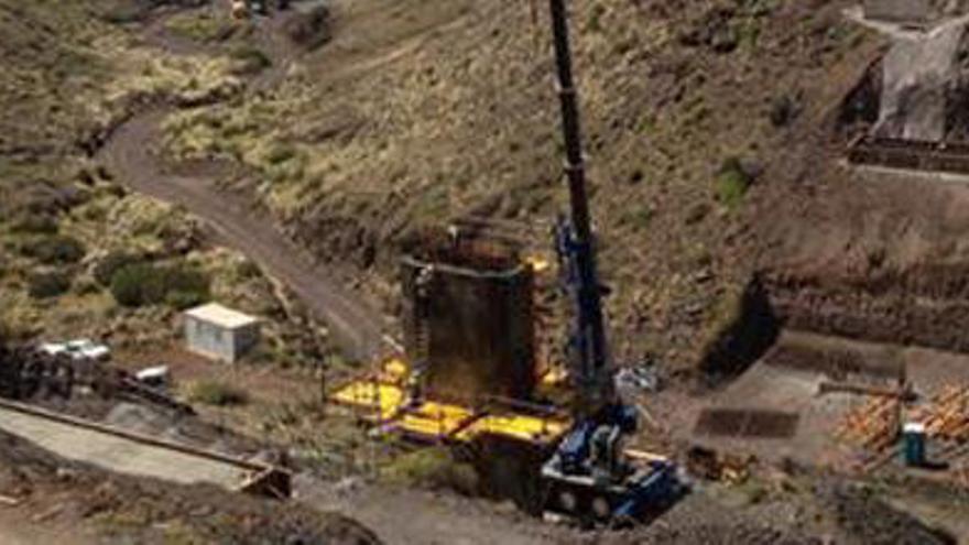 La nueva carretera de La Aldea vuelve a &#039;moverse&#039; con el reinicio de las obras