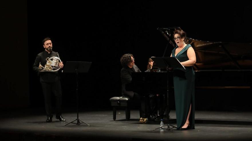 Recital musical en el teatro Jovellanos | LUISMA MURIAS