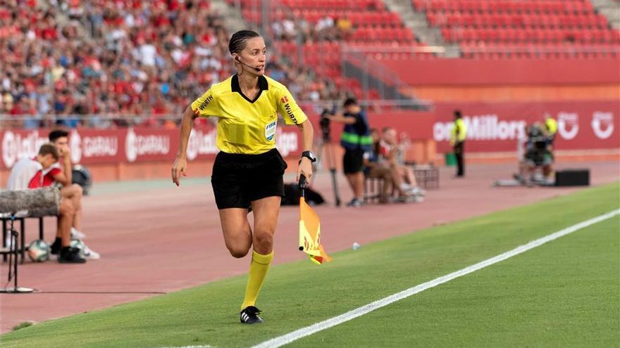 La árbitra extremeña Guadalupe Porras, Premio Nacional Deporte, Igualdad y Empresa