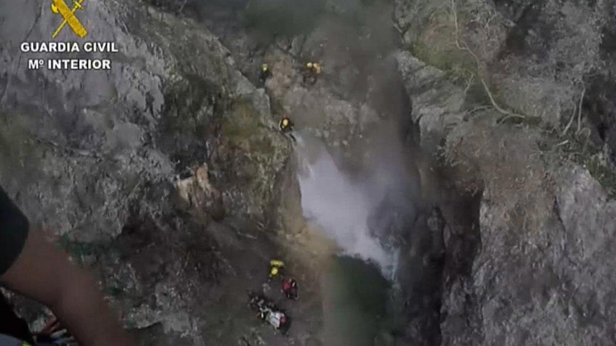 Rescatada con un helicóptero una mujer herida en un torrente de Mallorca.