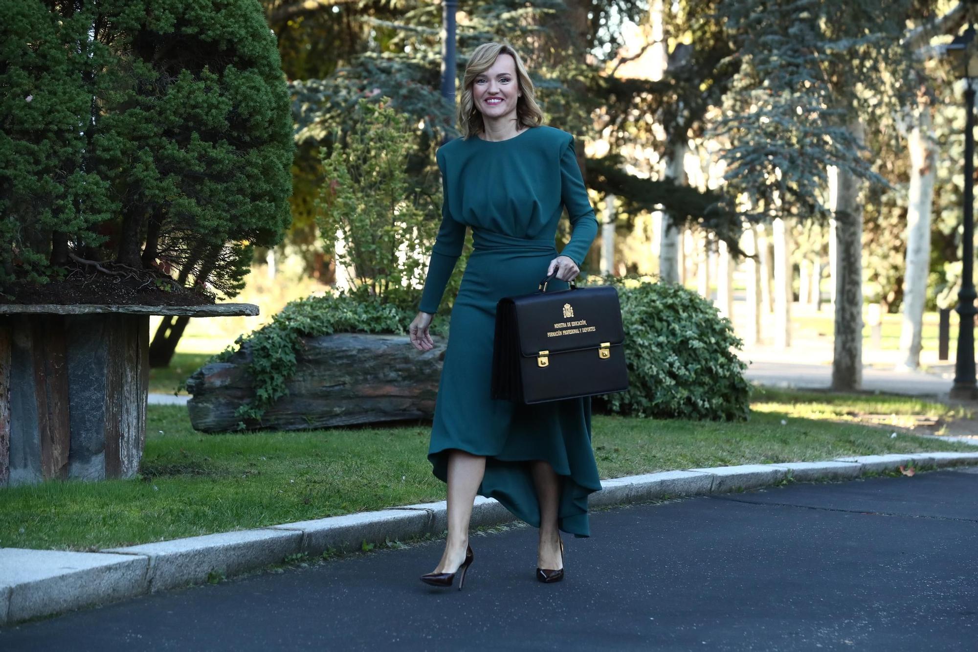 EN IMÁGENES | Pilar Alegría recibe la cartera del ministerio de Educación, Formación Profesional y Deportes