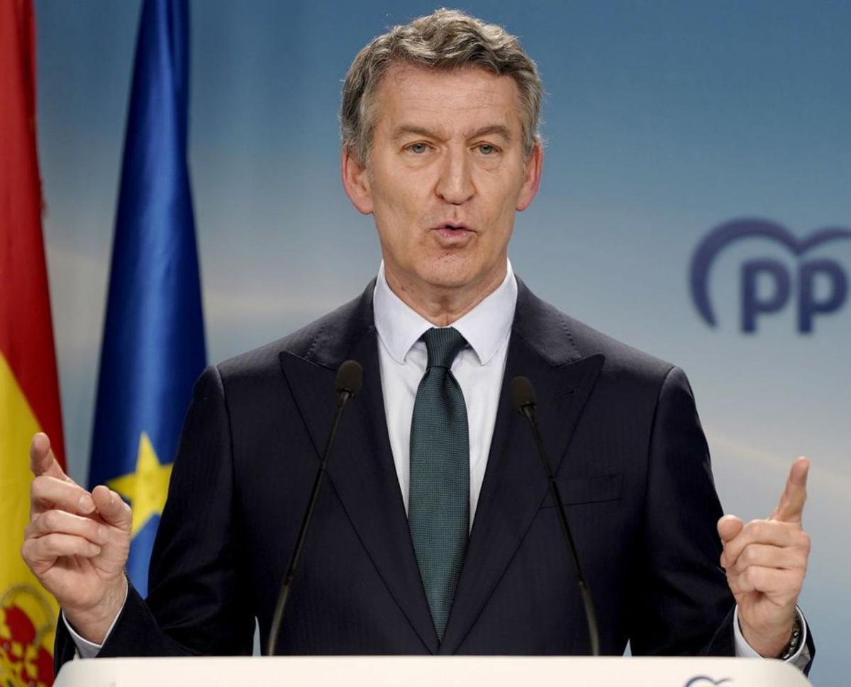 Feijóo denuncia "caos" en el  Govern en una "setmana negra"