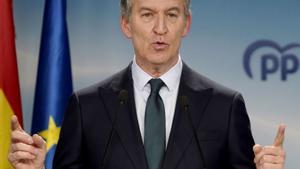 Feijóo denuncia "caos" en el  Govern en una "setmana negra"