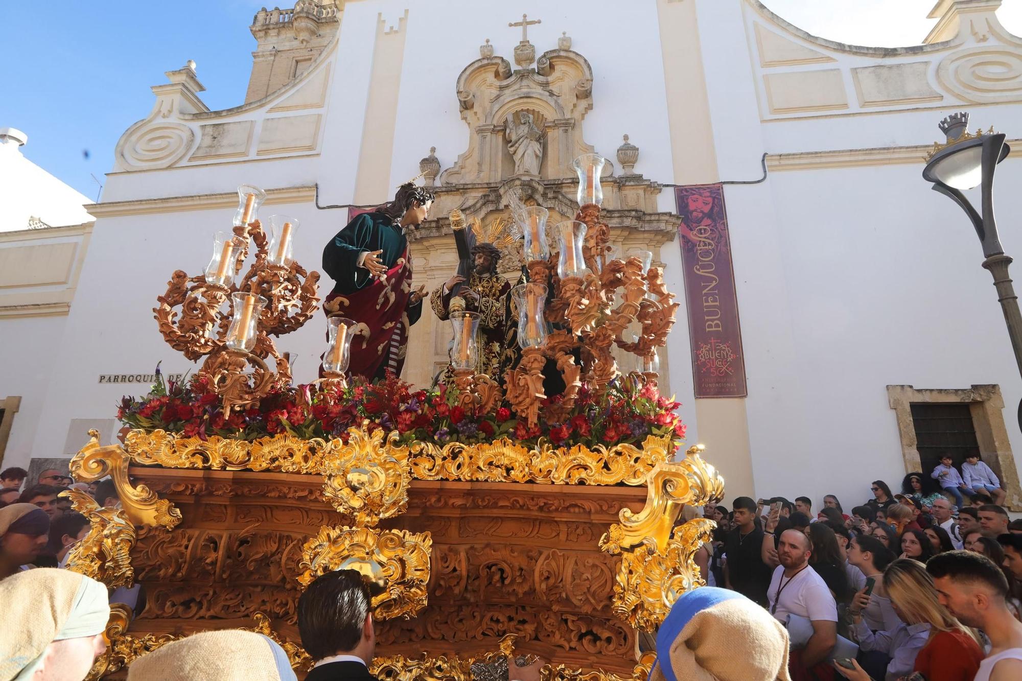 La procesión extraordinaria de la Hermandad del Buen Suceso, en imágenes