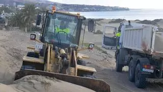 Gran Canaria pide permiso a Costas para seguir moviendo Arena desde el paseo de las dunas hasta Playa del Inglés