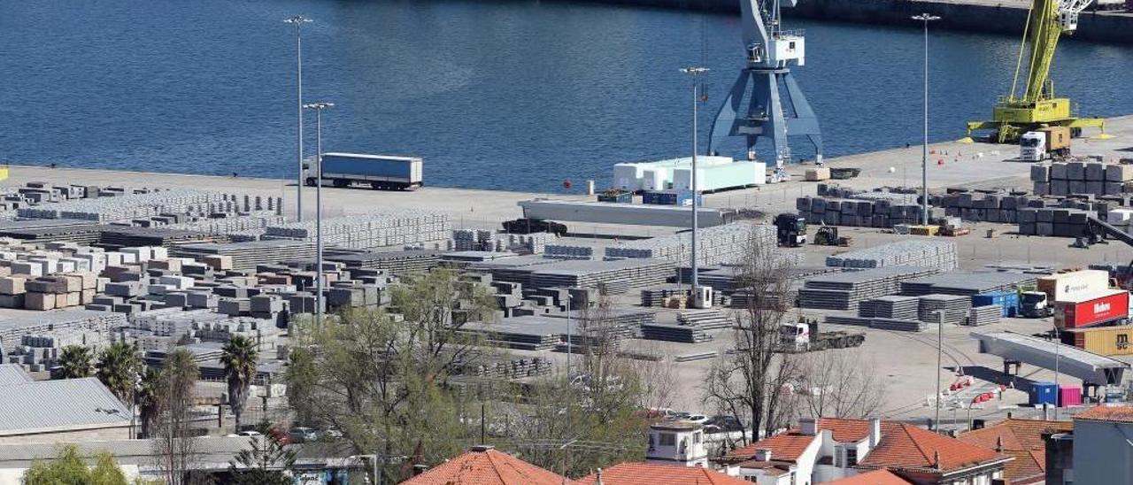 Vista del muelle de Comercio. // M.G. Brea