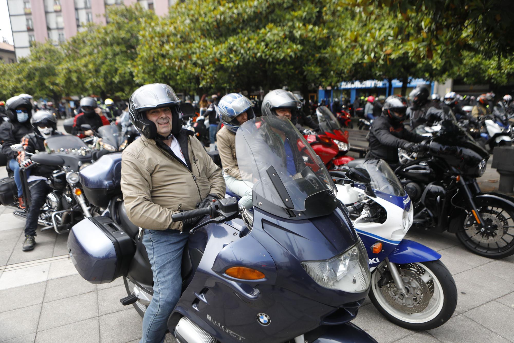 Concentración motos en Gijón