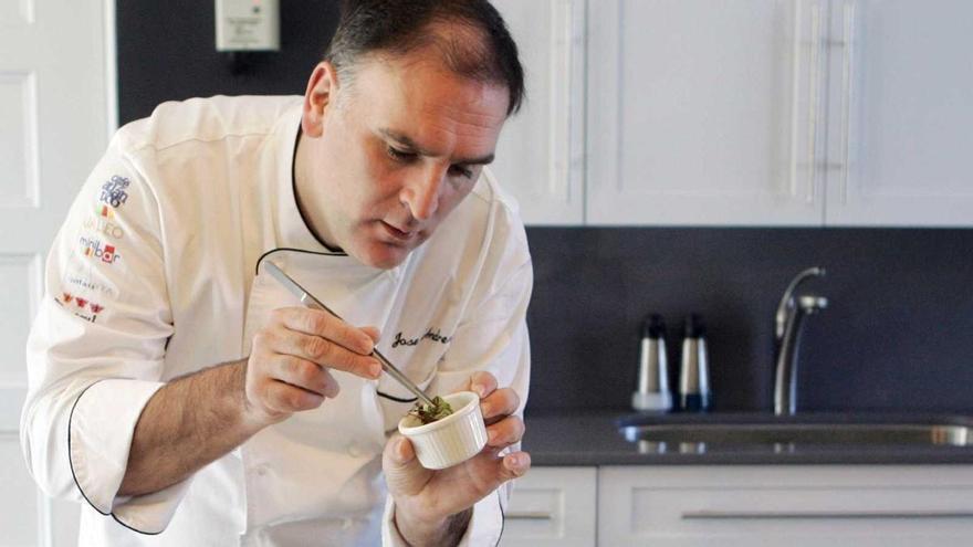 El cocinero José Andrés suspende en geografía en su nueva serie de HBO