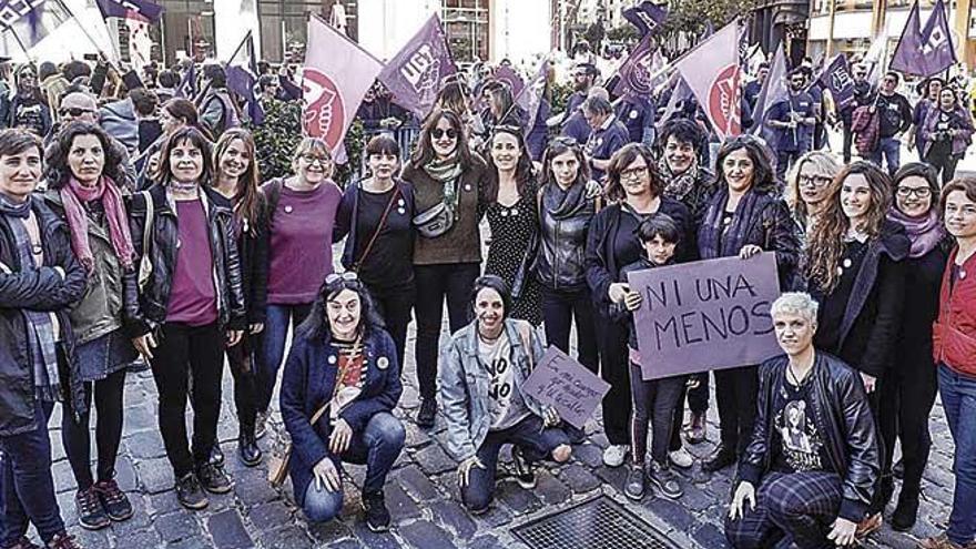 Las trabajadoras de Diario de Mallorca se sumaron a la reivindicación feminista.