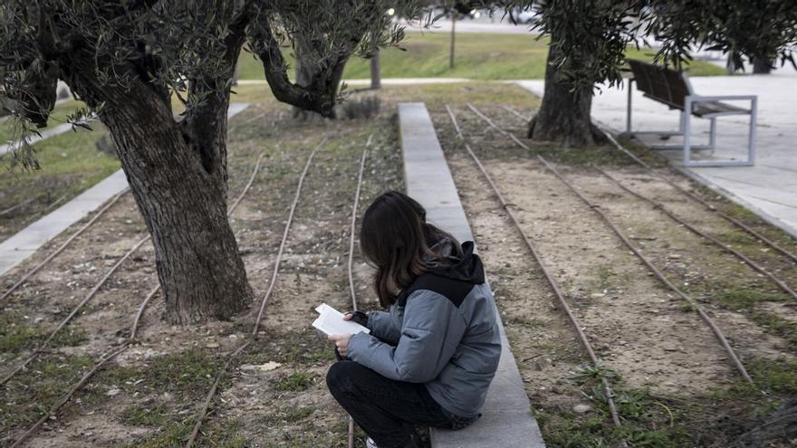 Los 15 minutos de lectura en los colegios "ayudarán al aprendizaje" pero los profesores piden medidas más profundas: "Las familias deben darle continuidad", advierten expertos
