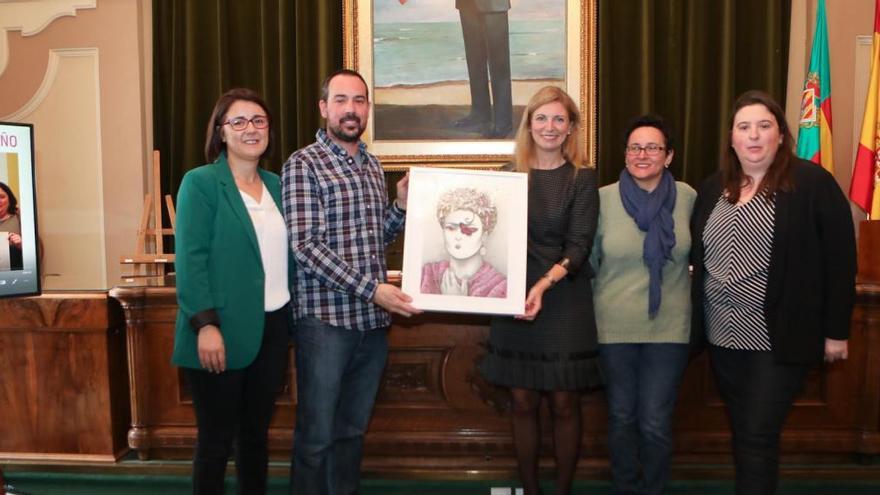 Reinventhadas galardona a Isabel Ledesma por su compromiso